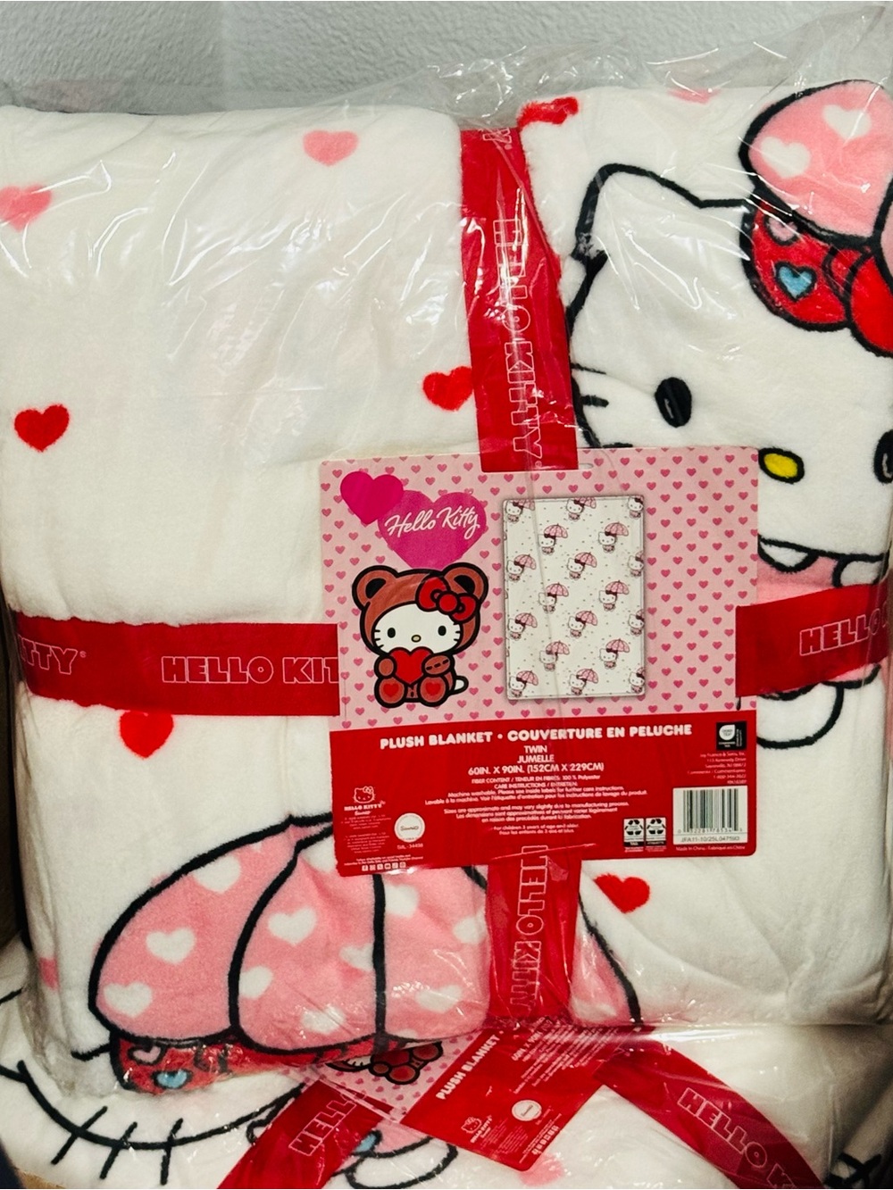New Hello Kitty Twin size blanket